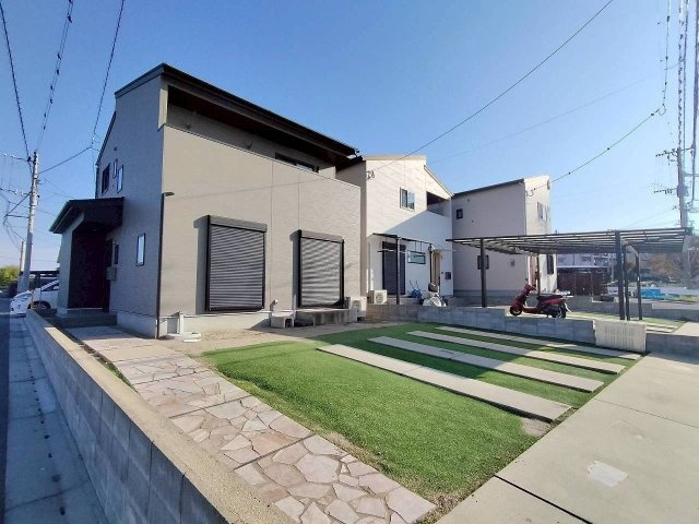 【外観】 | 福津市津屋崎７丁目 | 2020年3月築の一戸建てです。築浅でキレイなのでそのままご入居いただけます