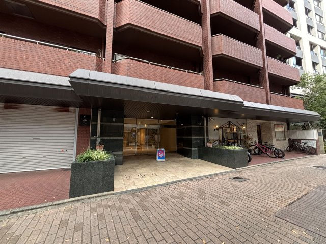 【エントランス】 | ライオンズマンション赤坂 | 安全に配慮されたオートロックマンションです