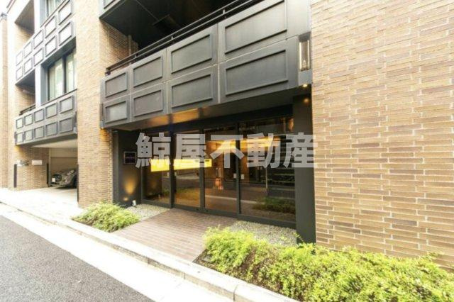 アネーロ銀座のエントランス|落ち着いたエントランスです