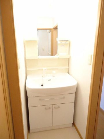 ヴィラ　グレイスフル　Ⅰの洗面所