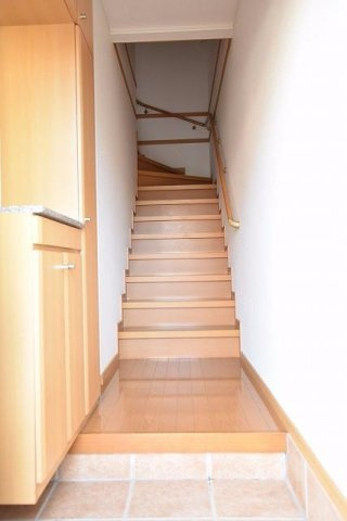 ヴィラ　グレイスフル　Ⅰの玄関