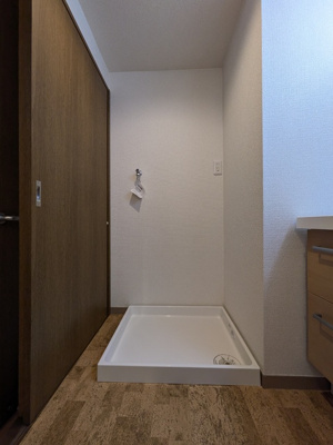 防水パン付室内洗濯機置場☆