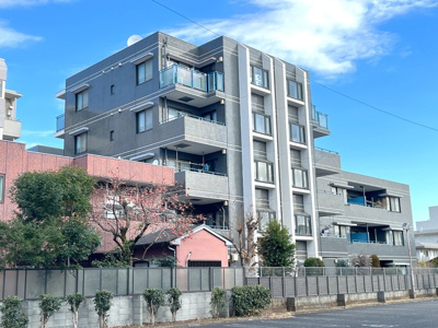 RC造のオートロック付きマンション♪
