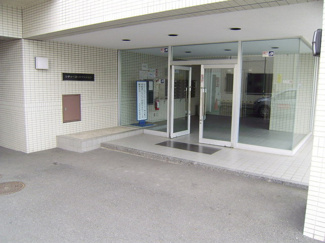 建物入り口