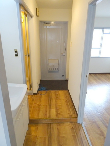 栄平尾マンションのエントランス|★玄関部分です！★