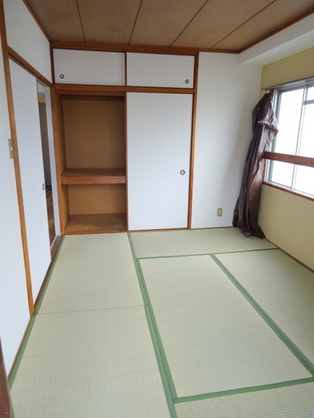 栄平尾マンションの和室|★解放感あります★