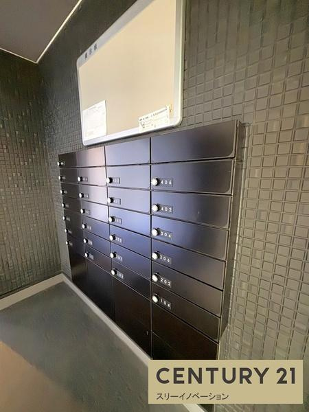 シナジーコート大正泉尾のエントランス|★郵便ポスト！★