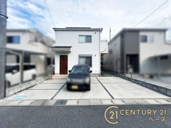 橿原市雲梯町　一戸建の外観|令和２年建築の築浅住宅！太陽光発電システム付き！お気軽にお問い合わせください！