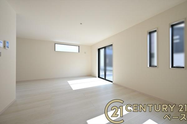 リーブルガーデン杏町 ３号棟 ／新築一戸建の内観：施工例|■ペアガラス使用で結露の心配もありません！■