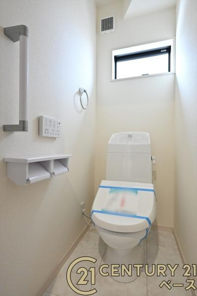 リーブルガーデン杏町 ２号棟 ／新築一戸建のトイレ|■現地撮影写真■