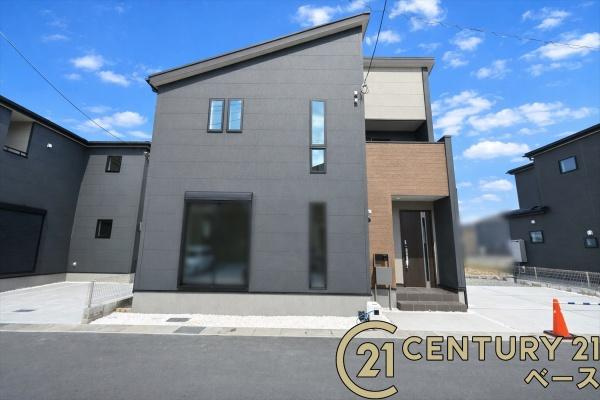 リーブルガーデン杏町 ２号棟 ／新築一戸建の前面道路含む現地写真|■現地撮影写真■コンビニが徒歩圏内に近接しています。