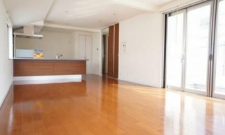 【居間・リビング】 | 牛久保３丁目戸建