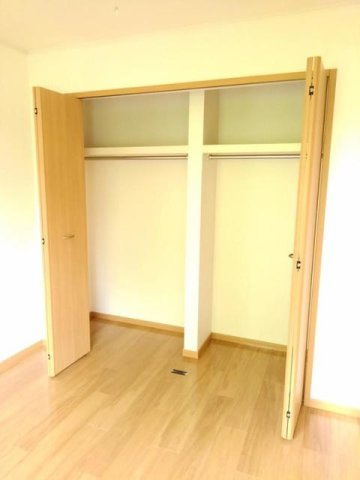 フォレスト　ピア　壱番館の収納