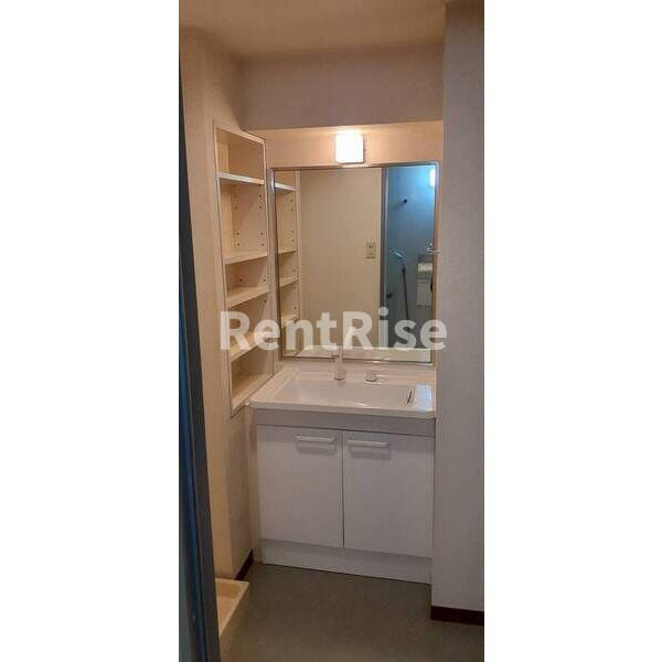 サンローズ本町の洗面所