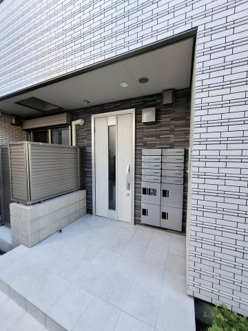 PIKO塚口のエントランス