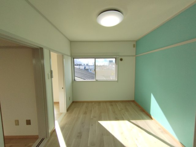 コラソン井ノ口の洋室