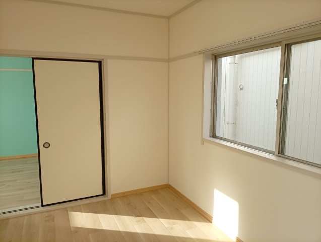 コラソン井ノ口の洋室