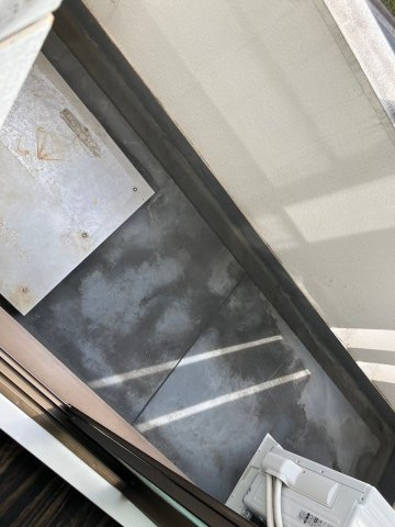 アルファ八田のバルコニー