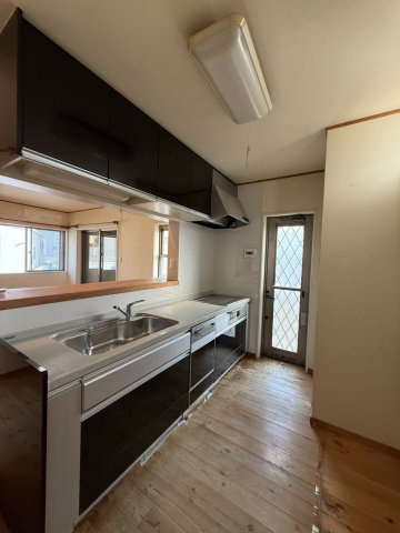 岩出市中黒・中古戸建・116214のキッチン