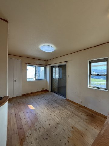 岩出市中黒・中古戸建・116214の居間・リビング