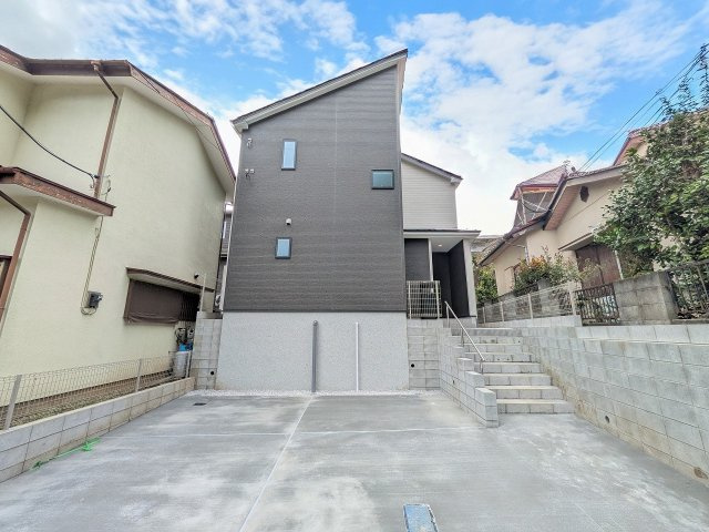 八王子市　館町　新築一戸建て　２４ー１期の外観|～狭間駅徒歩15分　控除や減税で優遇の長期優良住宅　イトーヨーカドー徒歩8分～