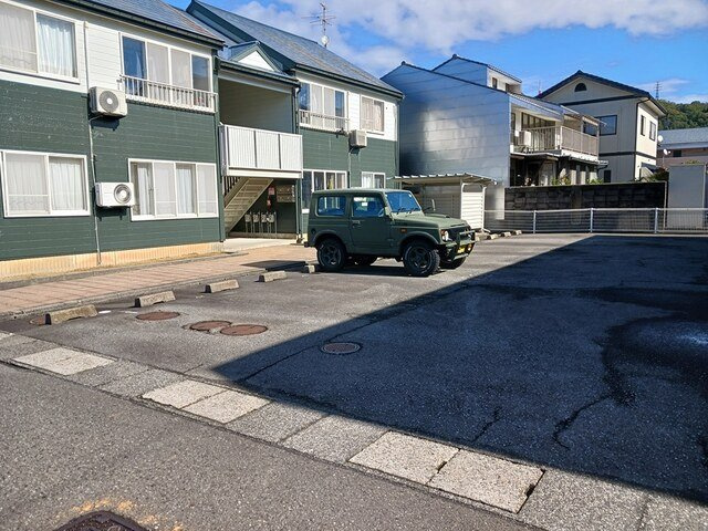 キーウエスト　Ａの駐車場