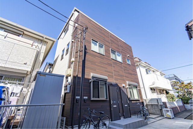 【アパルトレジデンス小田急鶴間】　神奈川県大和市1棟収益アパート「鶴間駅徒歩5分」「2021年新築」の外観