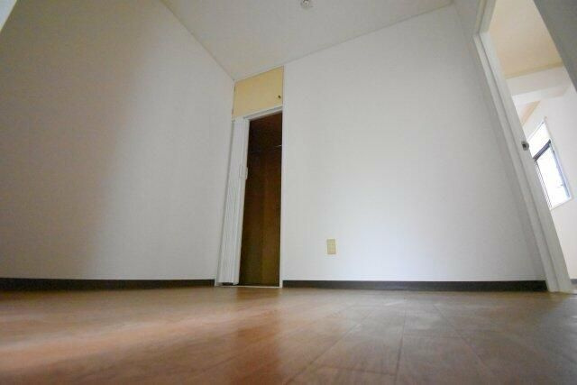 メゾン栄和の寝室