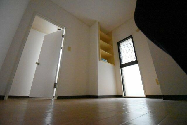 メゾン栄和の寝室