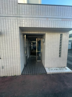 【エントランス】 | エレガンス三鷹