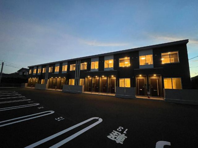 【外観】 | グランディール　ルリアン | 外観写真（夜）