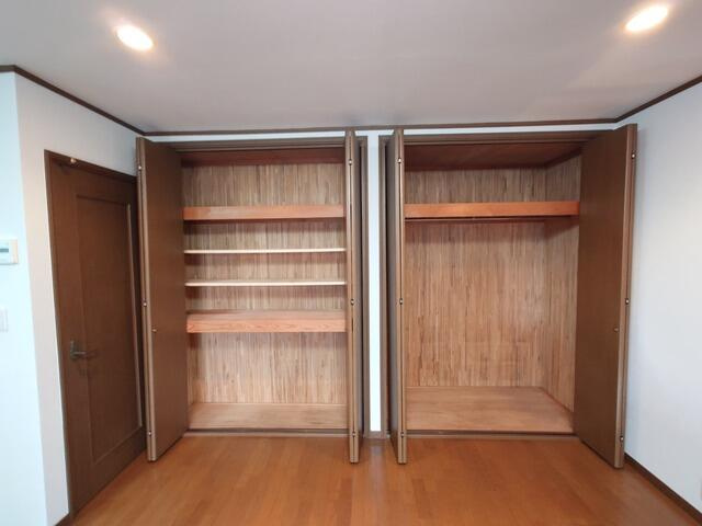 江戸川区松本2丁目戸建の収納