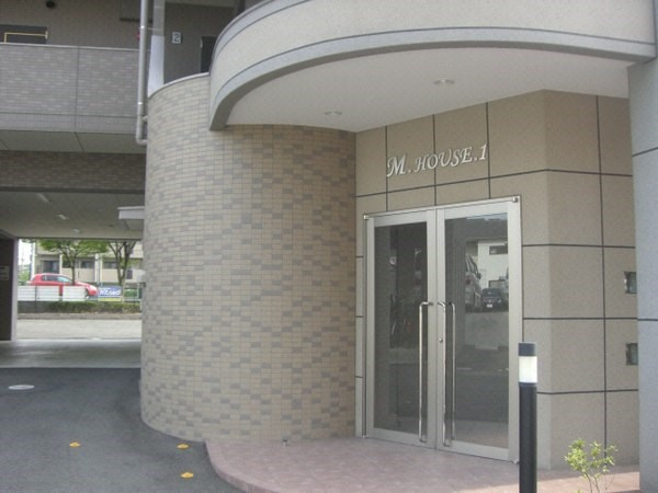 Ｍ　ＨＯＵＳＥⅠのエントランス