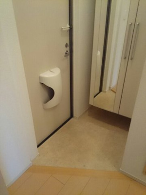 【玄関】 | ファミールキンダⅡ | 落ち着いた玄関です