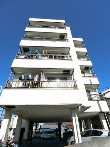 プレジールの外観