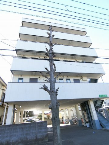 プレジールの外観