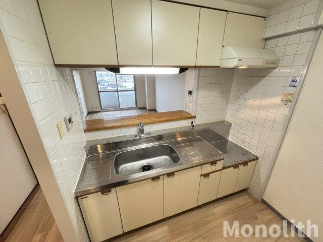 クロスロウズ荒木街のキッチン