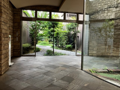 【ロビー】 | ベイサイドステージ東京