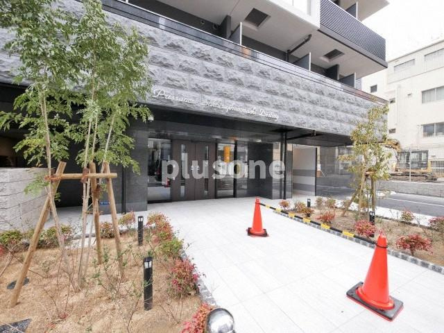 プレサンス堺筋本町ディスティニーのエントランス
