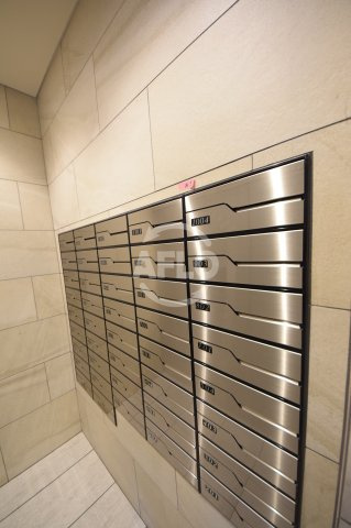 プレサンス長堀通グレイタスのその他共用部分|プレサンス長堀通グレイタス　メールボックス