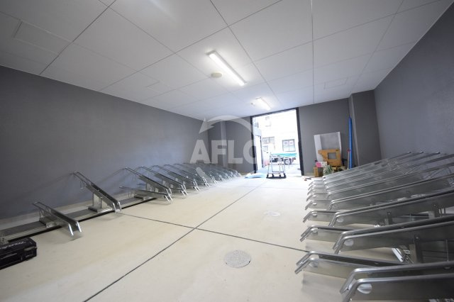 プレサンス長堀通グレイタス|プレサンス長堀通グレイタス　駐輪場