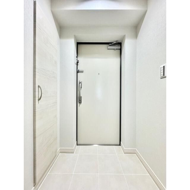 ドゥーエ町屋Ⅱの玄関