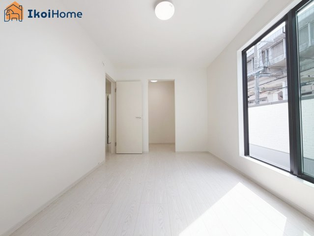 明石市魚住町西岡　全1棟　新築戸建の内装|◆同社施工例◆オプションで、より一層フローリングを強くする10年保証のコーティングもございます。