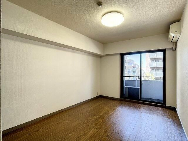 ヒューマンアールの洋室