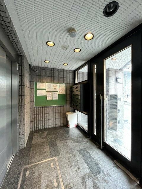 ヒューマンアールのエントランス