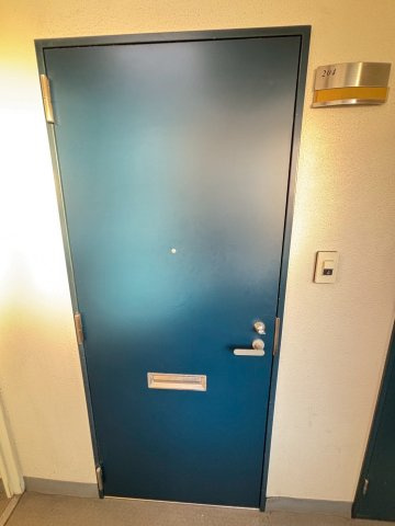 西宮センタービルの玄関