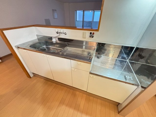 西宮センタービルのキッチン
