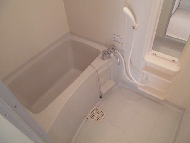 フォルテーヌ東葛西の浴室