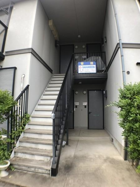 フレグランスシオン【キャッシュバック対象物件】のエントランス|ゆとりのあるエントランスです