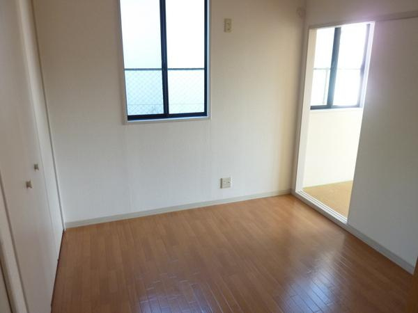 フレグランスシオン【キャッシュバック対象物件】の洋室|スタンダードな洋室です